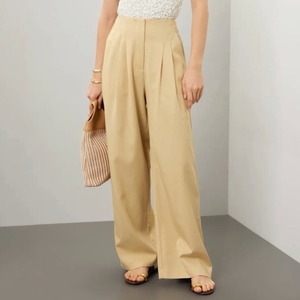 Love, Whit by Whitney Port Beige Pleated Trousers Size 4 Wide Leg High Waisted